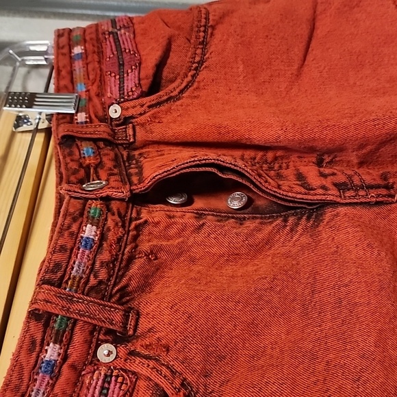 FP We The Free Sun Break Emborded Shorts size 28 - Picture 4 of 8